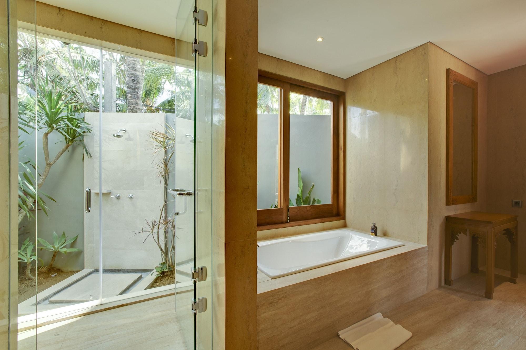Koenokoeni Villa Seminyak Rum bild