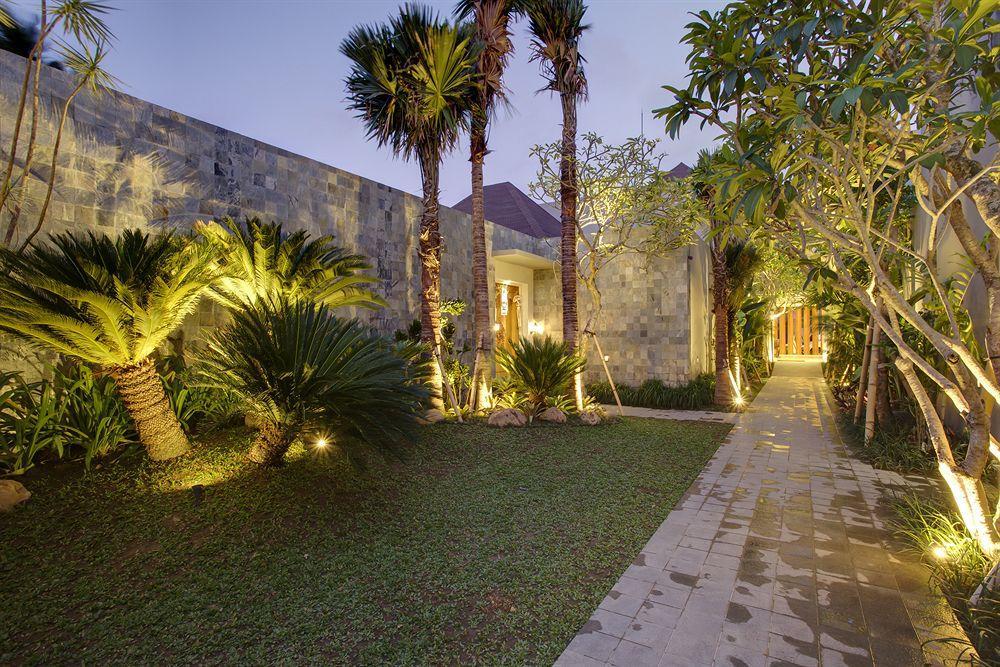 Koenokoeni Villa Seminyak Exteriör bild