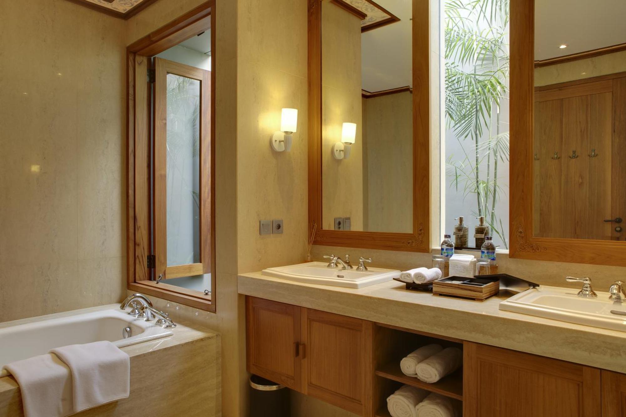 Koenokoeni Villa Seminyak Exteriör bild